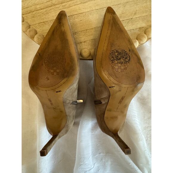 Vince Camuto Tan Suede Ankle Boots Modern Classic - Picture 10 of 11